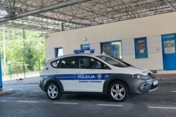 Granicni prelaz Hrvatska 427x285