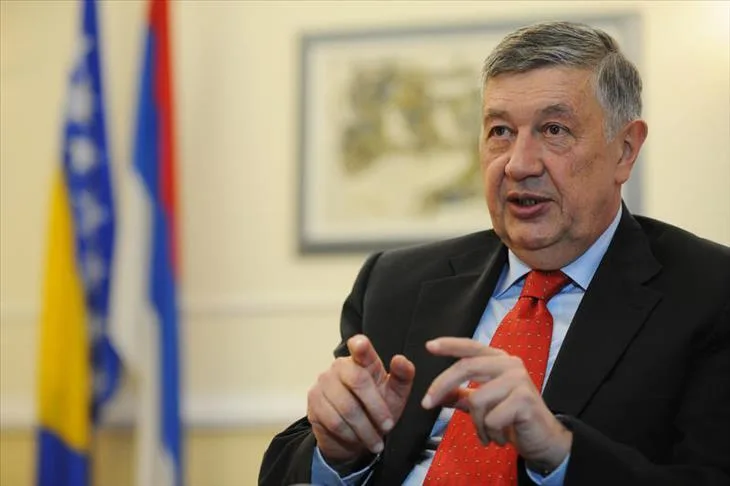 Nebojša Radmanović AA