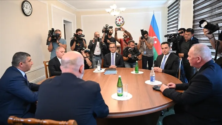 Azerbejdzan i armensko stanovnistvo sastanak