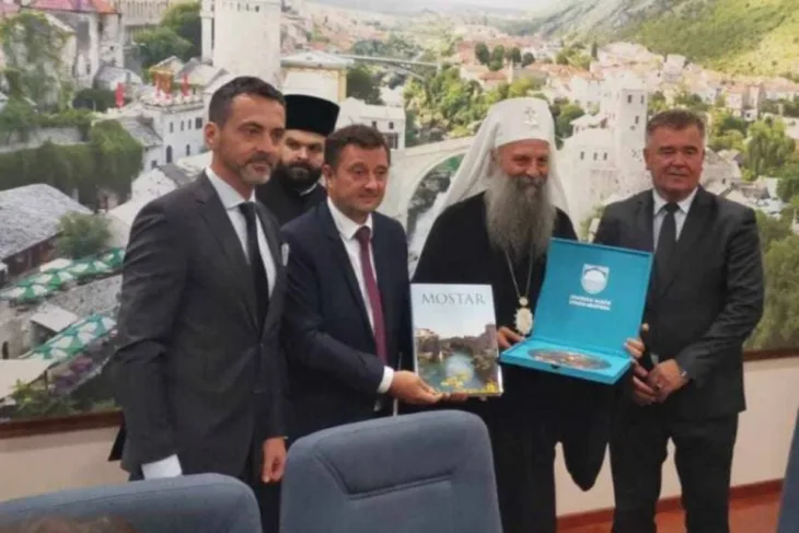 Porfirije mostar