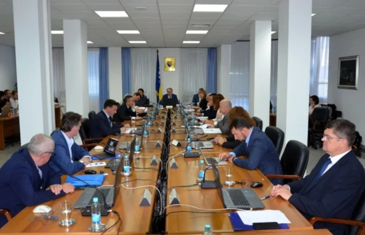 Vlada fbih mostar foto vlada