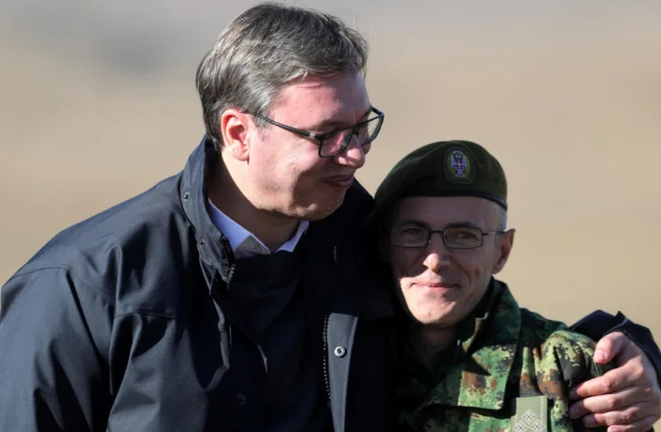Vucic srpska vojska