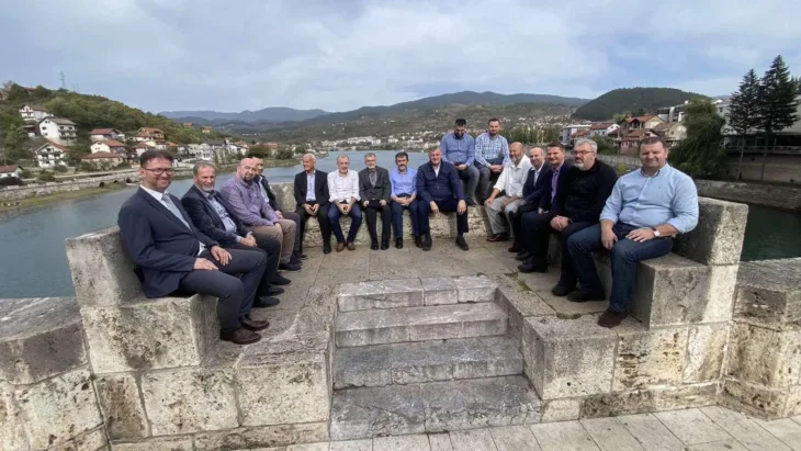 Predstavnici islamske zajednice posjetili visegrad22760