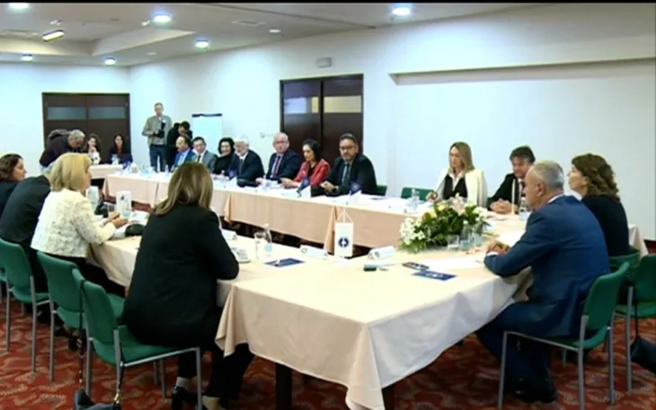 Sastanak diplome FTV