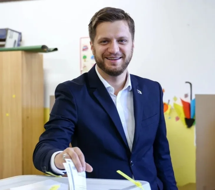 Irfan Čengić glasa