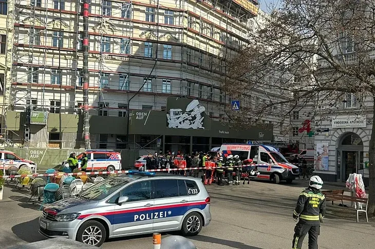 Austrija Bec Urušila se skela na gradilištu zgrade