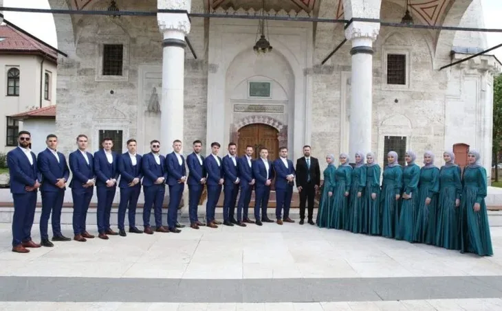 Banja Lukaprva generacija maturanti medresa banjaluka 10maj24 medresa01