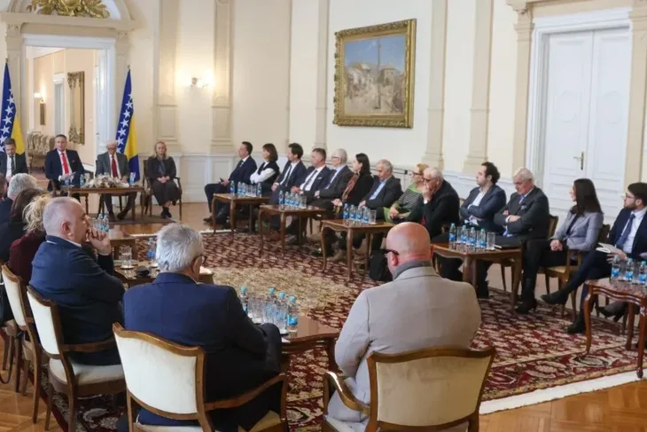 Denis Becirovic Juzna interkonekcija okupio savjetnike, razgovarali o Južnoj interkonekciji