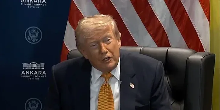 Donald Trump gaf zapalio internet slamska Republika Japan ispalila je na nas 111 projektila