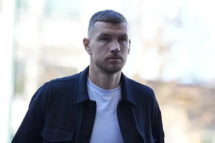 Edin Dzeko 01