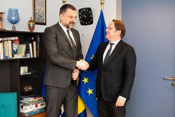 Elmedin Konakovic Oliver Verhley fena