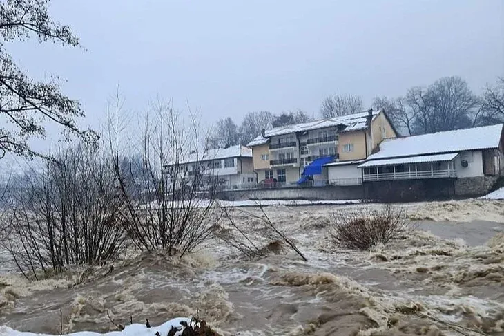 Foca snijeg poplave 2026