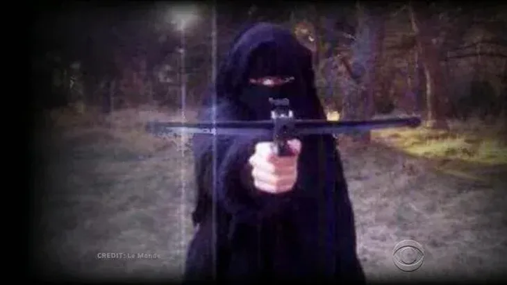 Hayat Boumeddienne NAJTRAŽENIJA ISIL-OVKA ŽIVI U SIRIJI