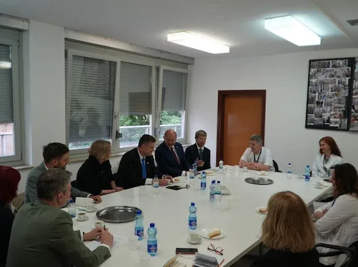 opca bolnica i ceska delegacija