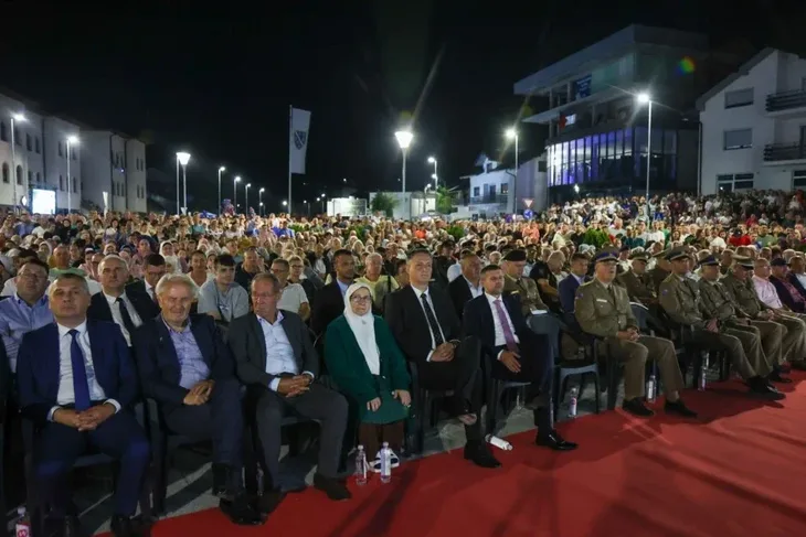 Debis Becirovic Buzim