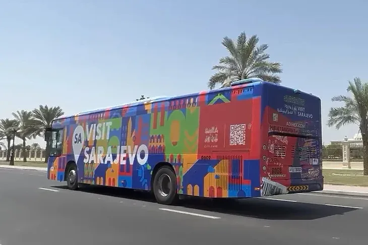 Autobus visit sarajevo uae/ Vlada Ks