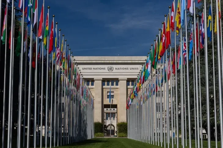Un