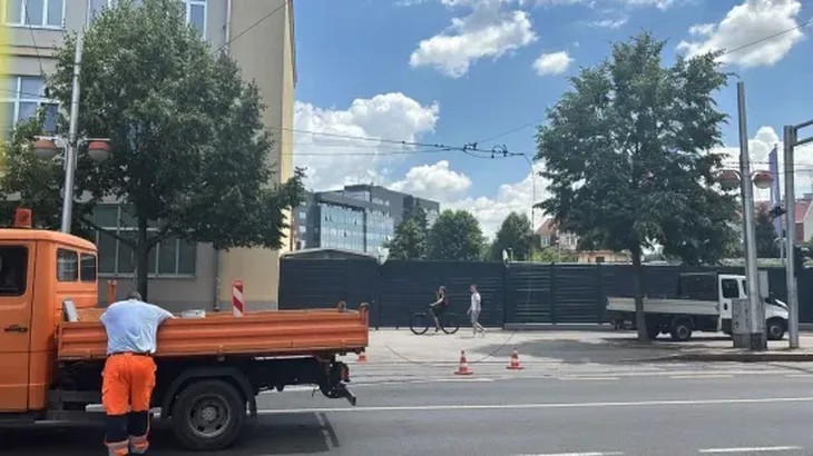 zagreb tramvajske žice pale na ženu
