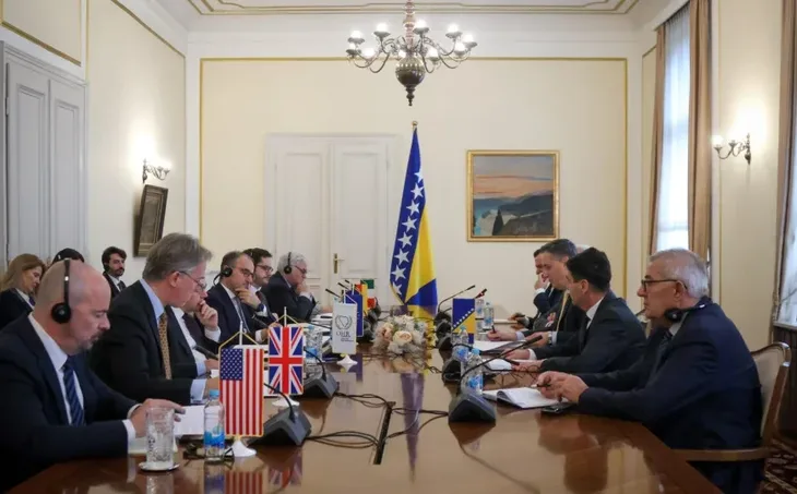 Becirovic i Međunarodni zvaničnici