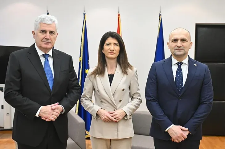 Dragana Čovića, Darijane Filipović i Ivana Anušića