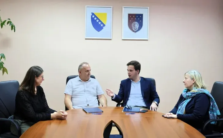 vlada ks i unsa