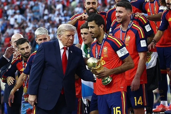 Španija Trump uručio trofej sp 2026