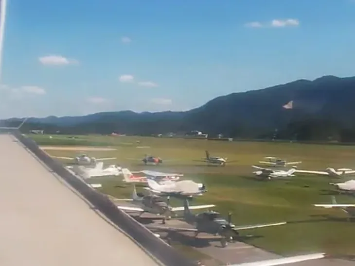 Slovenija aerodrom avion
