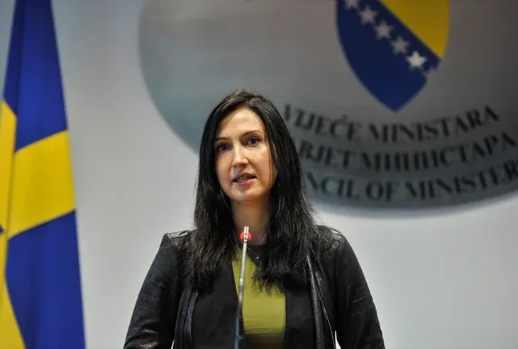 Aida hadzialic/ AA