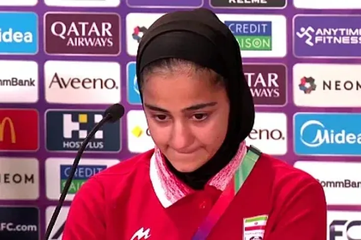 Iranska nogometasica na rubu suza komentarisala ubistvo 165 djece u osnovnoj skoli