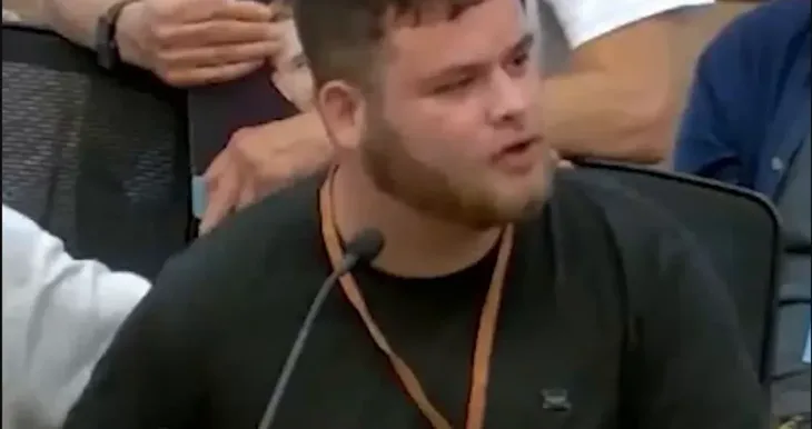 Izraelski veteran s PTSP om vikao u parlamentu