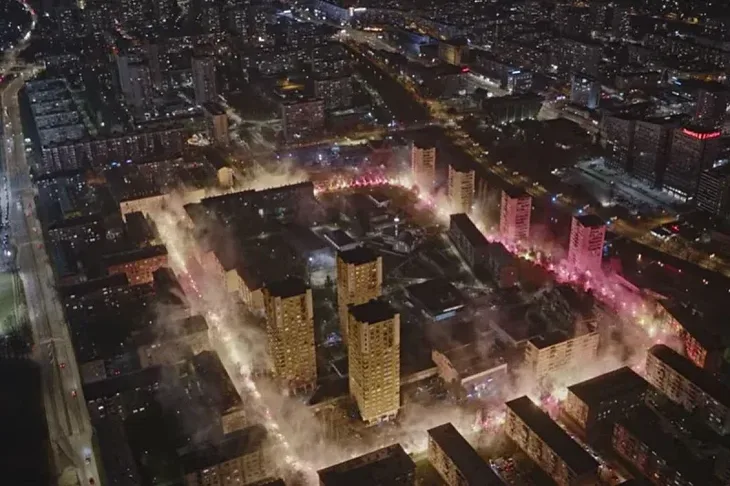 Manijaci priredili spektakularnu bakljadu na ulicama povodom 30 godina od reintegracije Grbavice