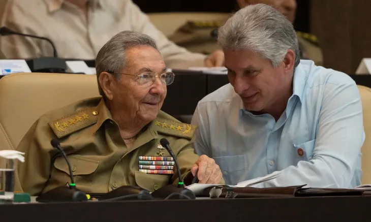 Miguel Diaz Canel i Raul Castro