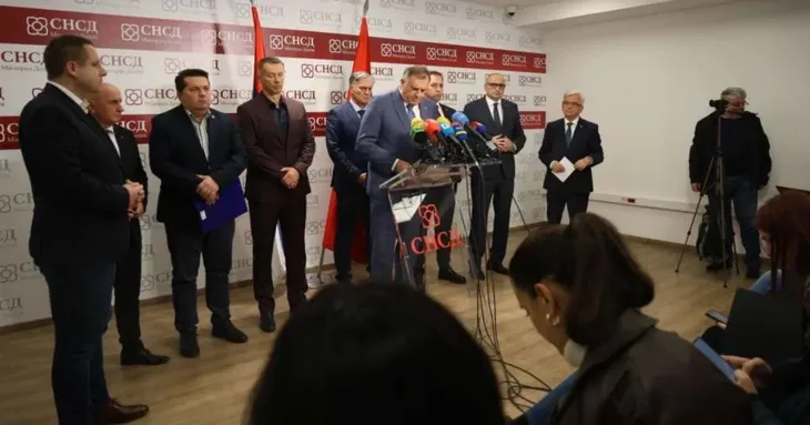 Milorad Dodik Siniša Karan partneri Lideri sedam stranaka