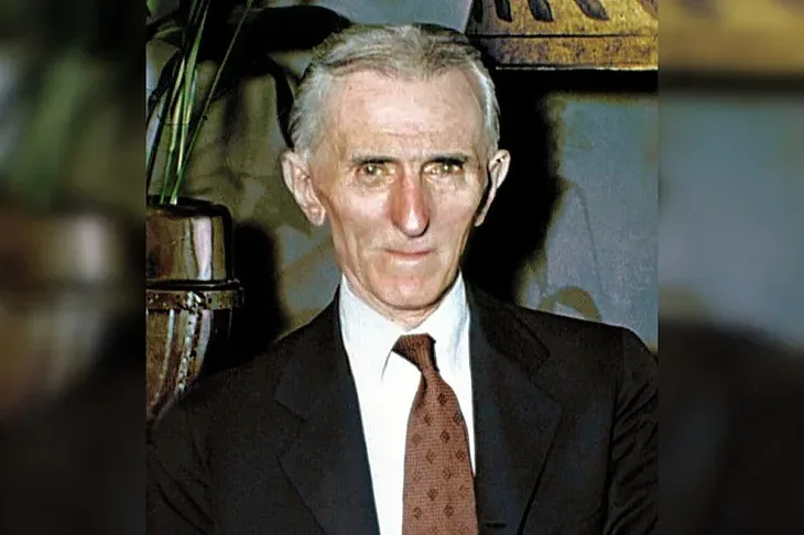 Nikola Tesla Fotografija Tesle iz 1937. godine (Foto: Reddit)