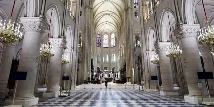 Notre Dame otvoren prvi put nakon pozara