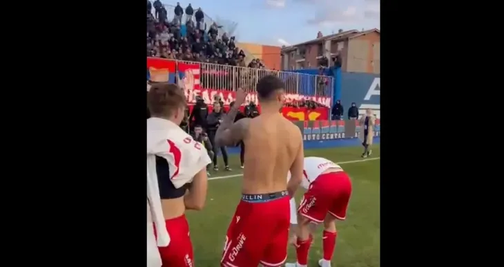 Novi pazar Delije skandiraju Ratku Mladicu