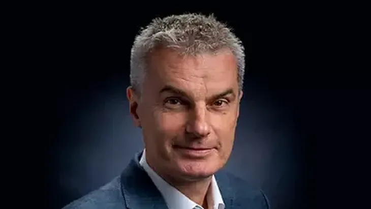 Ogi Redzic Caterpillar