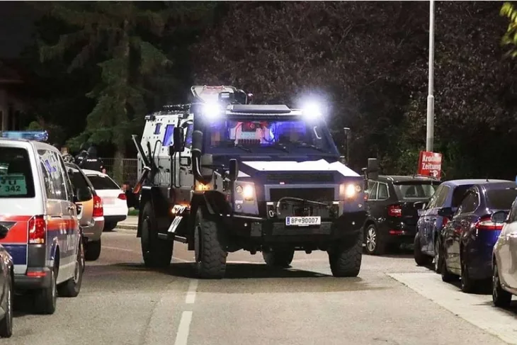 Policija bec