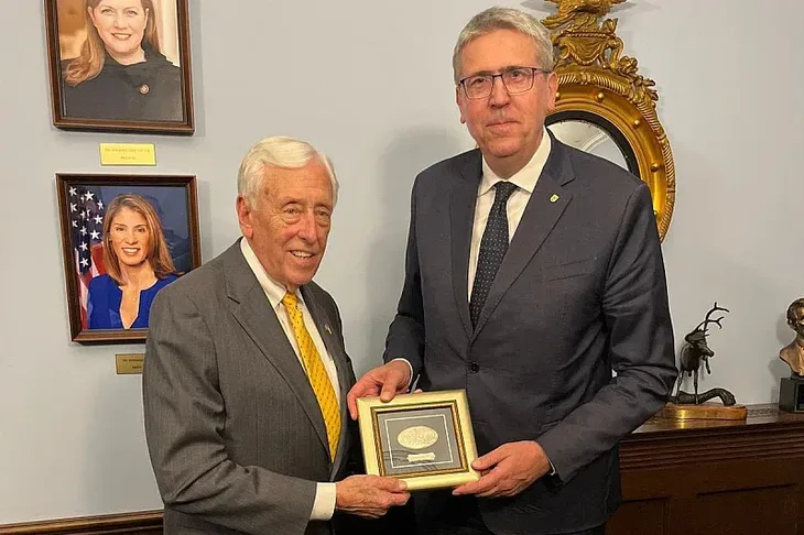 Samir Avdic sad kongresman  Steny Hoyer