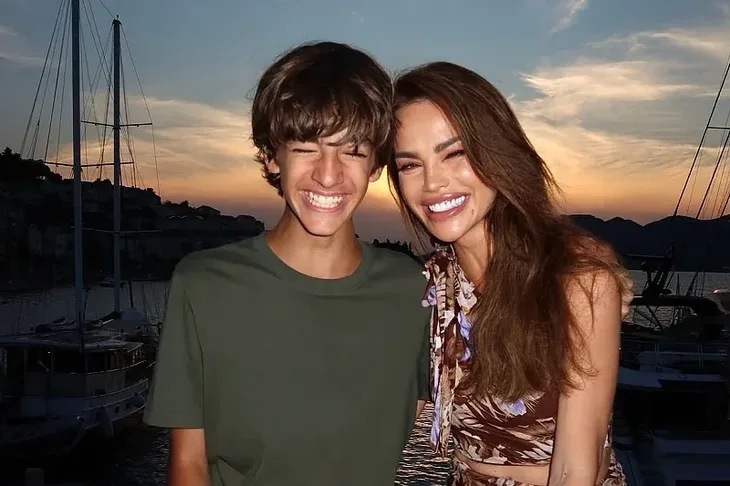 Severina uziva u odmoru sa sinom Aleksandrom 07 2026