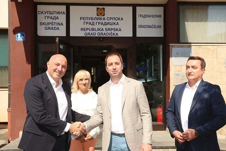 Sinisa Adzic iz Stevandiceve stranke presao kod Selaka
