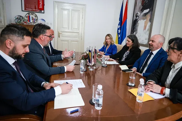 Stasa Kosarac Juzna interkonekcija John Ginkel