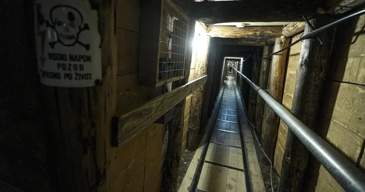 Tunel spasa AA