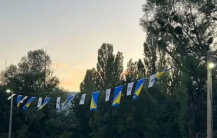 U Golinjevu kod Livno ponovo postavljene zastave Bi H i R Bi H