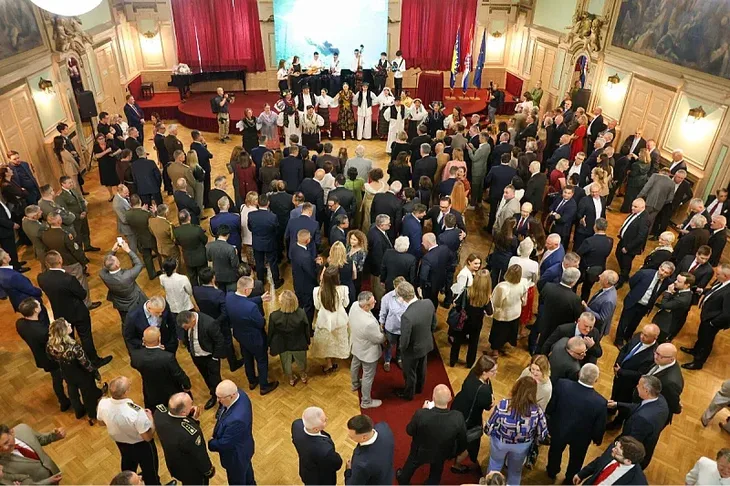U Sarajevu obiljezen Dan drzavnosti i Dan Oruzanih snaga Republike Hrvatske