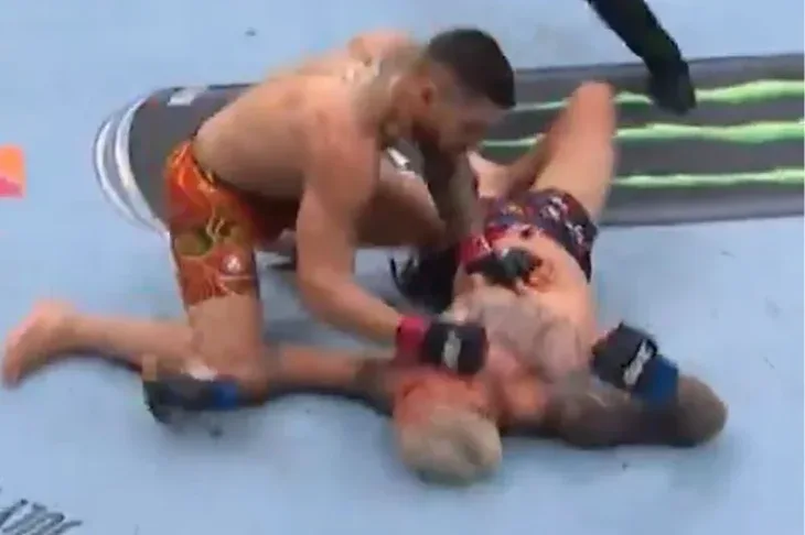UFC Charles Oliveira Ilia Topuria