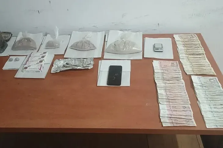 Uhapsena jedna osoba u Istocnom Sarajevu oduzeto vise od kilogram heroina i 7 280 KM