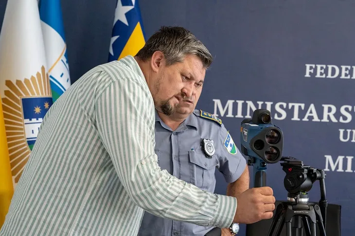 Adnan habibija