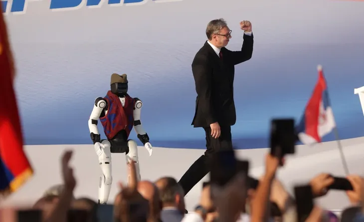 Aleksandar vucic miting