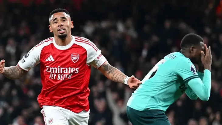 Arsenal 2jpg 1200